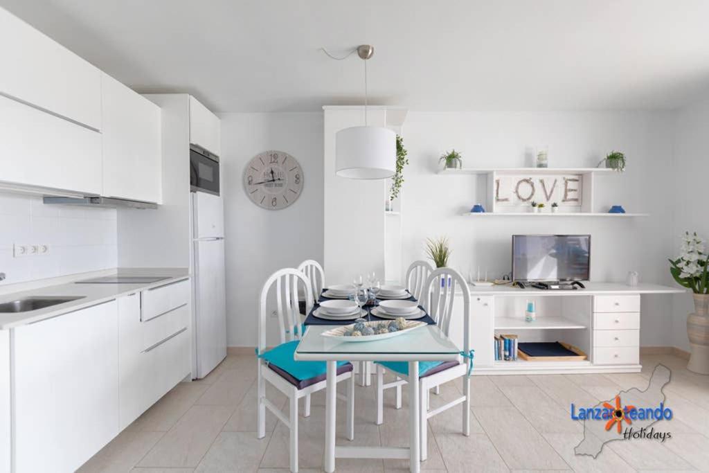 Vivienda Vacacional Ocean Pearl Costa Teguise Extérieur photo