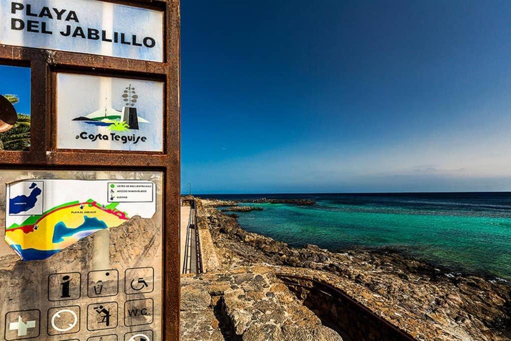 Vivienda Vacacional Ocean Pearl Costa Teguise Extérieur photo